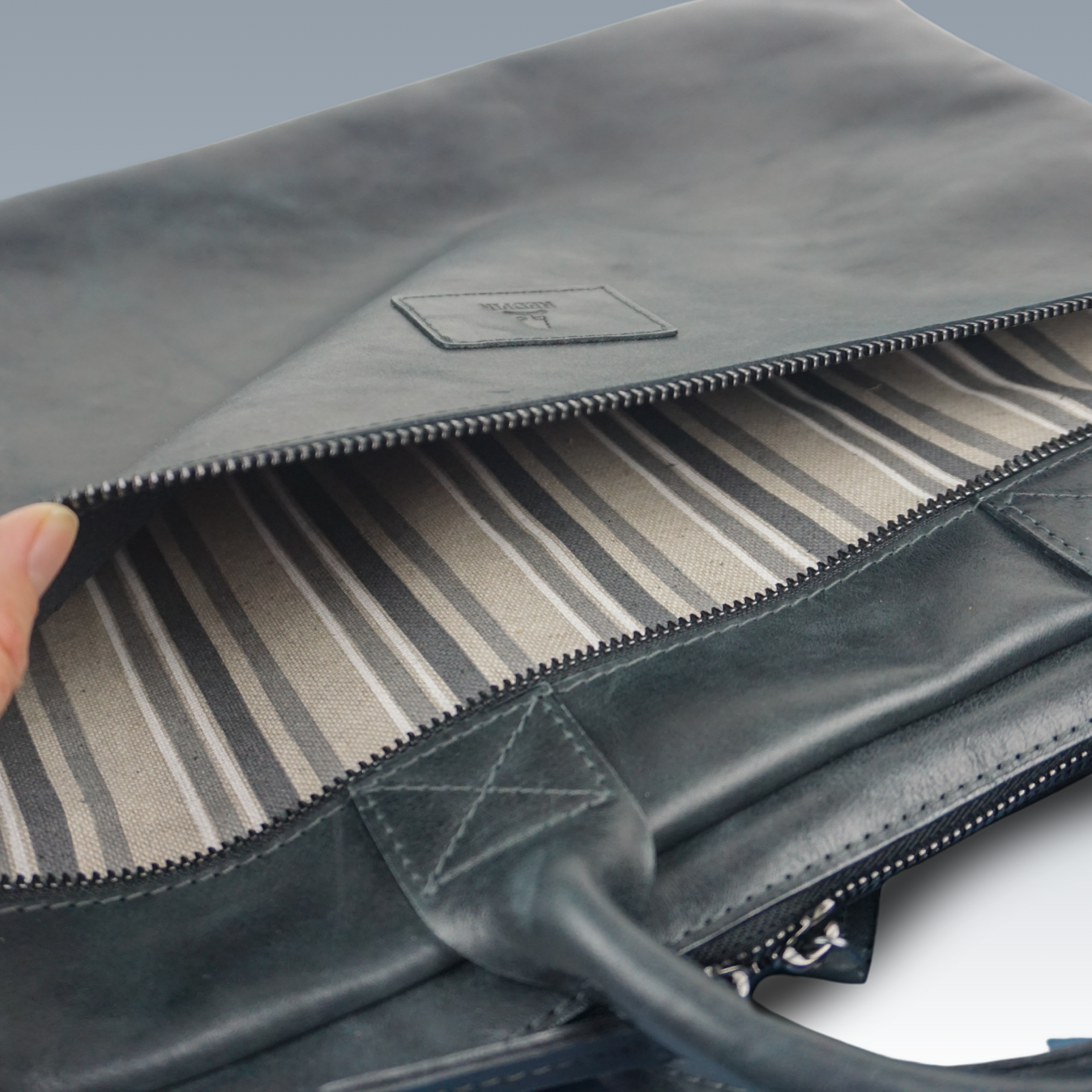 Kožená brašňa na notebook Storm